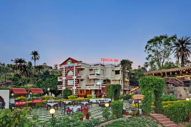 Hotel Chacha Inn The Garden Retreat