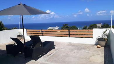 Villa Villa Dianna - Entire Villa, roof terrace Private Pool, Lovely Garden, Sea Views Near to Town
