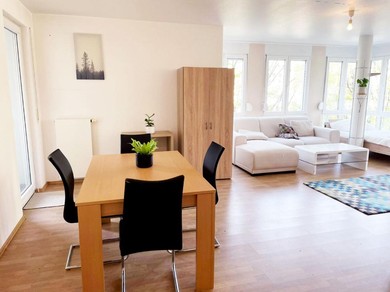 Отель Workers Apartment in Offenbach