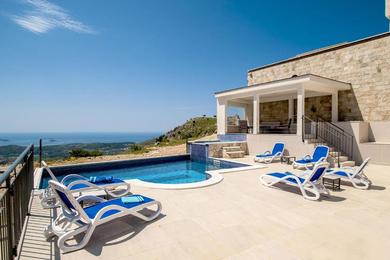 Вилла Luxury Villa Leni with private pool and Jet pool near Dubrovnik