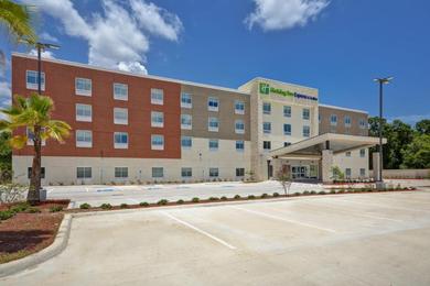 Отель Holiday Inn Express & Suites - Houston NASA - Boardwalk Area, an IHG Hotel