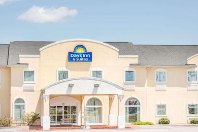 Hotel Days Inn & Suites by Wyndham Swainsboro