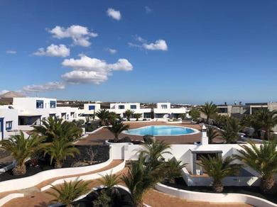 Apartments Two bedroom apartment with a communal pool in Puerto Calero