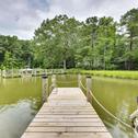Hotel Waterfront Heathsville Cottage with Dock and Hot Tub!