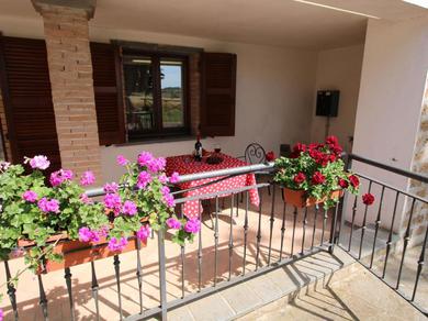 Holiday home Spacious Farmhouse in Bagnoregio with Swimming Pool