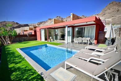 Villa Villa Katarina in beautiful Tauro with private heated swimming pool