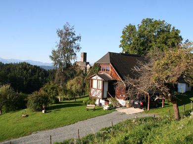 Дом отдыха Quaint Holiday Home in Leibenfels with Barbecue