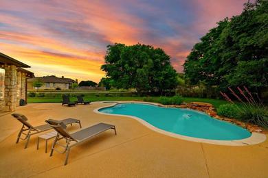 Stunning 5-Bedroom Home with Pool and Bar Sleeps 10 & Pet Friendly!