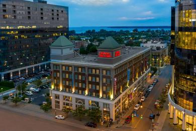 Отель Hampton Inn & Suites Buffalo/Downtown