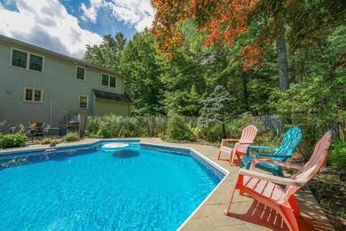 Holiday home Maine estate home with backyard pool!