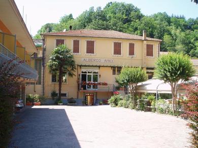 Отель Albergo Amici