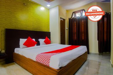 OYO Flagship 39722 Holiday Inn 2 Guest House