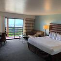 Курорт SureStay Plus Hotel by Best Western Gold Beach