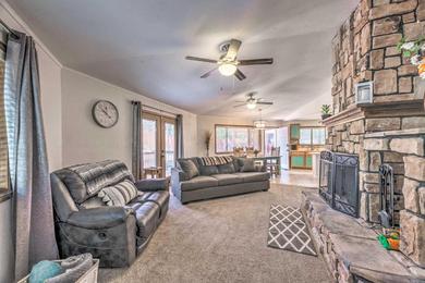 Holiday home Chic Ruidoso Downs Cabin with Mountain Views!