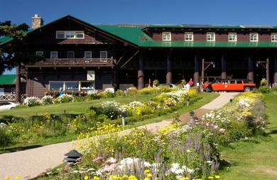 Лодж Glacier Park Lodge