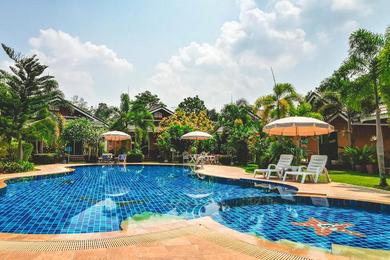Курорт Baan Sunset Resort