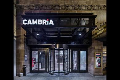 Отель Cambria Hotel Chicago Loop/Theatre District