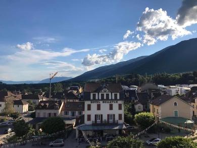 Апартаменты HeberGeneve : Vue sur le Jura