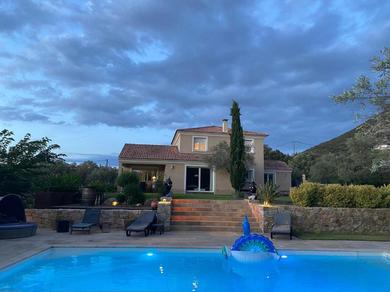 Вилла Très belle villa piscine jacuzzi grande propriété 10 pers