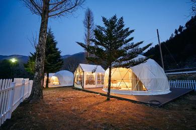 Luxury tent glampark Monte Rosa Hyogo