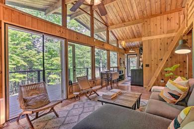 Дом отдыха High Falls Restorative Cabin in the Woods!