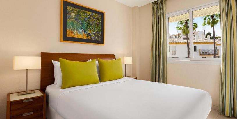 Aparthotel Ramada Hotel & Suites by Wyndham Costa del Sol