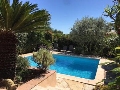 Beautiful holiday home in Cogolin with private pool
