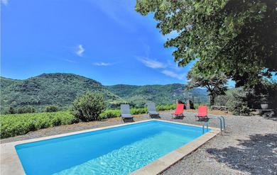 Amazing home in Flaviac with 3 Bedrooms, WiFi and Outdoor swimming pool
