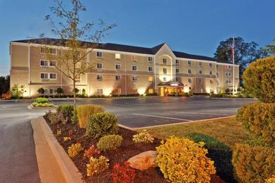 Hotel Candlewood Suites Bowling Green, an IHG Hotel