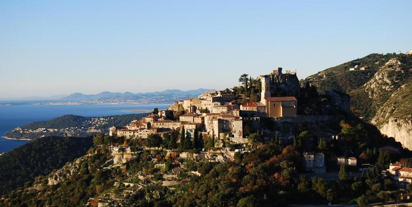 Апартаменты Stunning Penthouse with panoramic views of Eze Village and the French Riviera