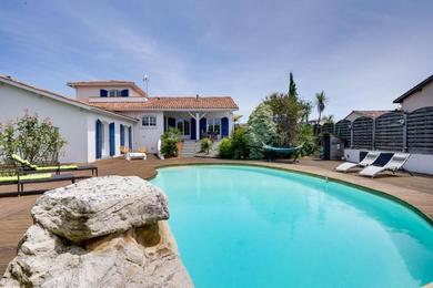 Hotel Villa Camax - Très belle maison avec piscine à 20 km de Bordeaux centre