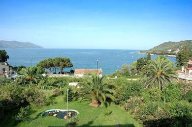 Apartments 6 people apartment sea view, 350 m from the beach, near Ajaccio