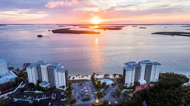 Отель Resort Harbour Properties - Fort Myers / Sanibel Gateway