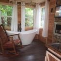 Guest house Treehouse Place at Deer Ridge Featured top 10 USA!