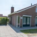 Holiday home Ruim vakantiehuis in Breskens - Strandparel 347