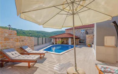 Holiday home Awesome home in Krivodol w/ Outdoor swimming pool, Outdoor swimming pool and 3 Bedrooms