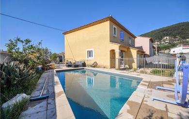 Beautiful home in La Farlede with 2 Bedrooms, WiFi and Outdoor swimming pool