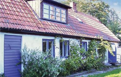 Holiday home Awesome home in Skillinge with 5 Bedrooms and Sauna