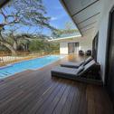 Дом отдыха CASA HACHE--Newly built modern home with pool, 5 min walk to the beach!