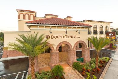 Отель DoubleTree by Hilton St. Augustine Historic District