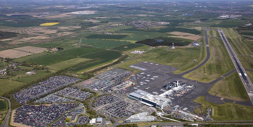 New Castle Airport (ILG), Уилмингтон, Соединенные Штаты