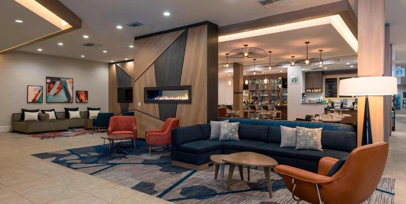Отель Delta Hotels by Marriott Grand Rapids Airport