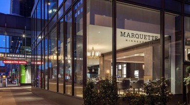 Hotel The Marquette Hotel, Curio Collection by Hilton