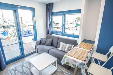 Apartments RoomBoat, en Cantabria