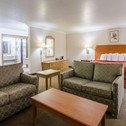 Отель Quality Inn & Suites Salina