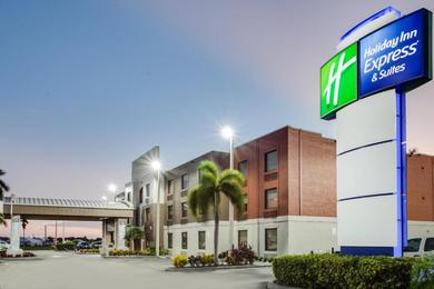 Hotel Holiday Inn Express Hotel & Suites Clewiston, an IHG Hotel