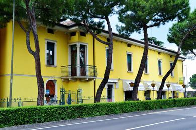 Guest house South Garda Suites