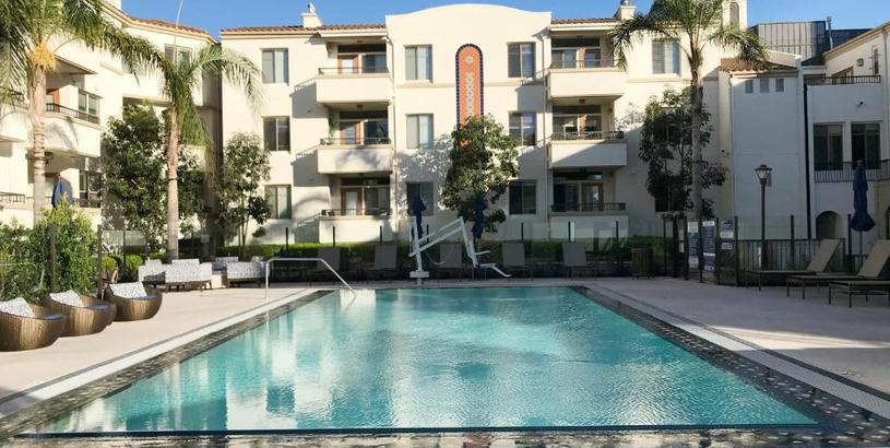 Apartments PERFECT Apt near UCLA POOL & GYM OPEN w Parking B3