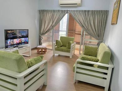 Spacious 3 rooms Apartment@Desa Putra Condominium