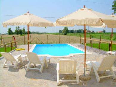 Holiday home Cozy Holiday Home in Ariano nel Polesine with Swimming Pool